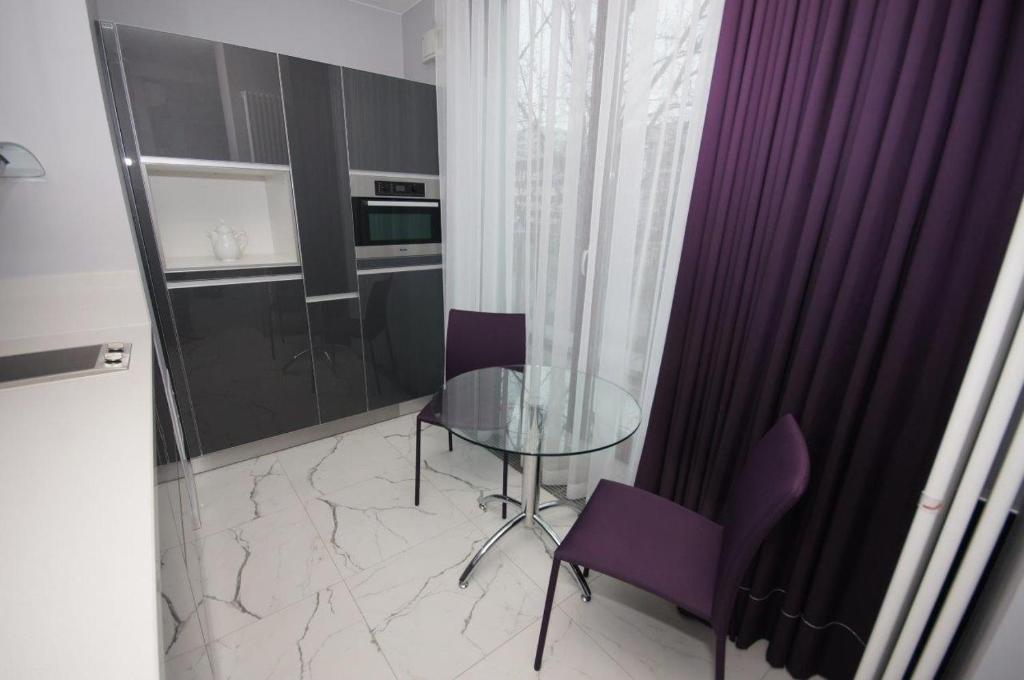 Apartamenty Triston Park Варшава Екстериор снимка